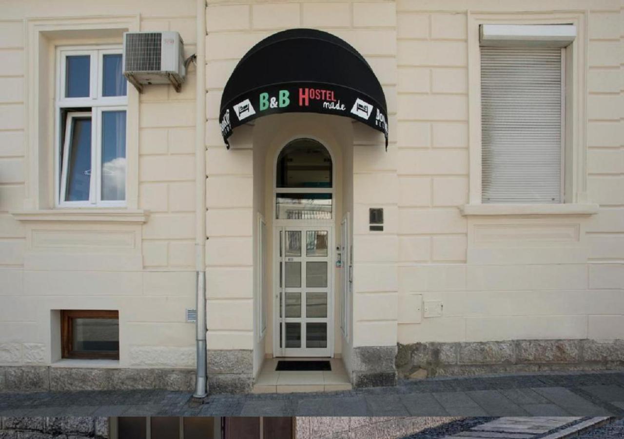Booking En Suite Beograd Bagian luar foto